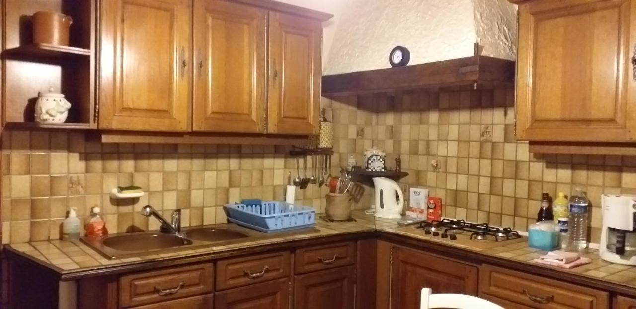 Maison pour nombreuses personnes Pousseaux Extérieur photo